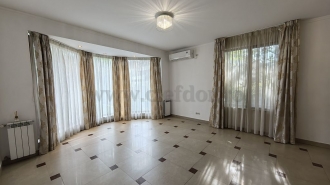 Individual villa with pool, Jollie Ville Vilă individuală cu piscină, Jollie Ville
