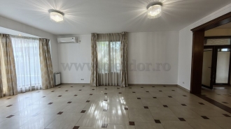 Individual villa with pool, Jollie Ville Vilă individuală cu piscină, Jollie Ville