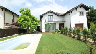 Individual villa with pool, Jollie Ville Vilă individuală cu piscină, Jollie Ville