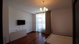 Apartament cu 4 camere 235mp utili de închiriat în zona Barbu Vacarescu Apartament cu 4 camere 235mp utili de închiriat în zona Barbu Vacarescu
