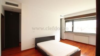 Dorobanti area - 3 bedroom penthouse apartment with a large terrace Dorobanti - penthouse cu 4 camere si terasa spatioasa