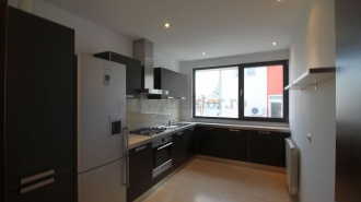 Dorobanti area - 3 bedroom penthouse apartment with a large terrace Dorobanti - penthouse cu 4 camere si terasa spatioasa