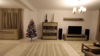 Modern Villa with 3 bedroom in Baneasa Area Vila moderna cu 3 dormtoare in zona Baneasa