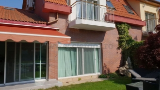 Villa with Swimming Pool Access near American School Vila cu Acces la Piscina in apropiere de Scoala Americana