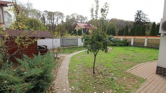 Villa for rent / sale near the French School Vila de inchiriat/vanzare in apropiere de Liceul Francez