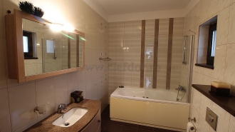Villa for rent / sale near the French School Vila de inchiriat/vanzare in apropiere de Liceul Francez