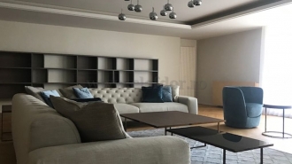 Apartament cu 4 camere de închiriat în zona Primaverii