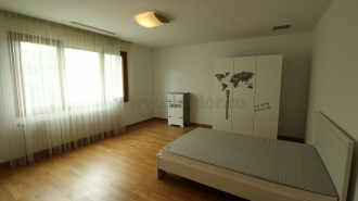 Luxury Villa with Swimming Pool near British School Vila de Lux cu Piscina in apropiere de British School