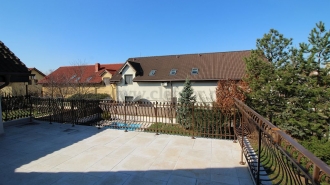 Individual Villa with Swimming Pool near Jolie Ville - Cambridge School Vila Individuala cu Piscina in apropiere de Jolie Ville - Cambridge School