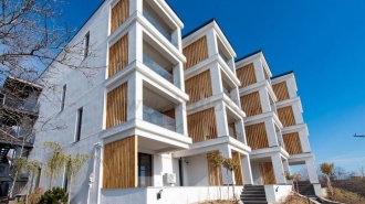 Lake view Apartment! Apartament cu vedere spre lac!