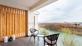 Lake view Apartment! Apartament cu vedere spre lac!