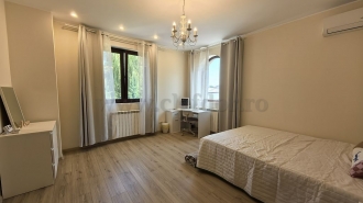 Villa for rent near Iancu Nicolae Vilă cu 5 camere de închiriat în apropere de Iancu Nicolae
