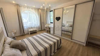 Villa for rent near Iancu Nicolae Vilă cu 5 camere de închiriat în apropere de Iancu Nicolae