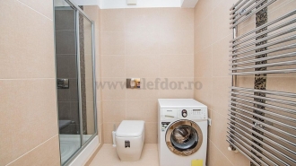 Apartament cu 3 camere in Complex cu Piscina Apartament cu 3 camere in Complex cu Piscina